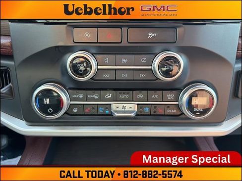 Used 2024 Ford Expedition Max Limited AWD/4WD image 29