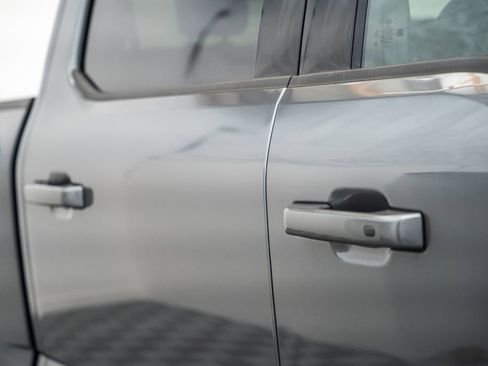 Used 2025 Ford F150 Raptor AWD/4WD image 19