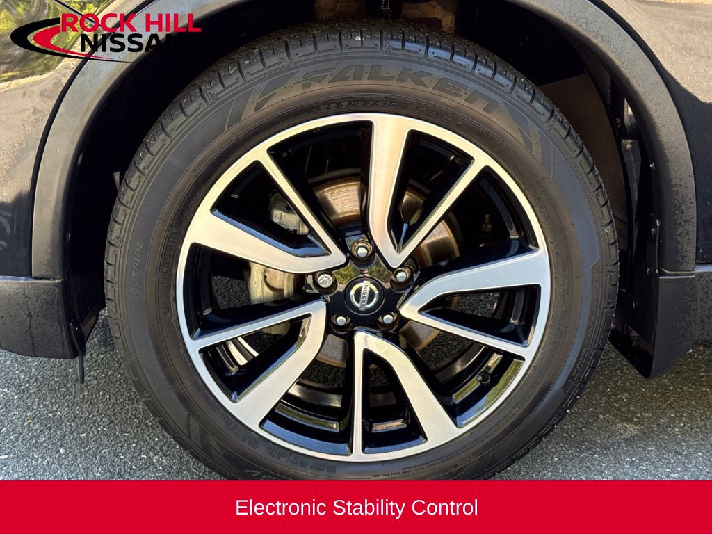 Used 2020 Nissan Rogue SL FWD image 12