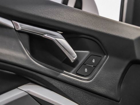 Used 2021 Audi Q3 2.0T Premium w/ Convenience Package image 45