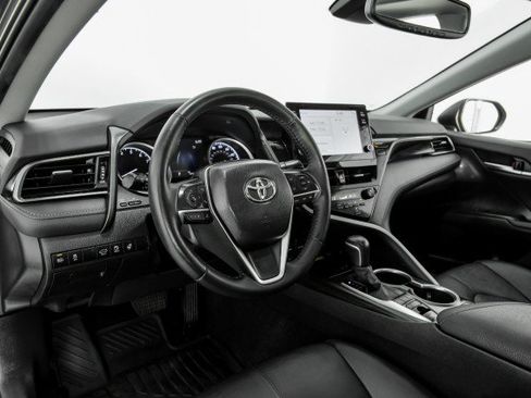 Used 2022 Toyota Camry XLE AWD/4WD image 13