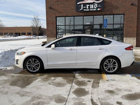 Used 2020 Ford Fusion SEL image 10