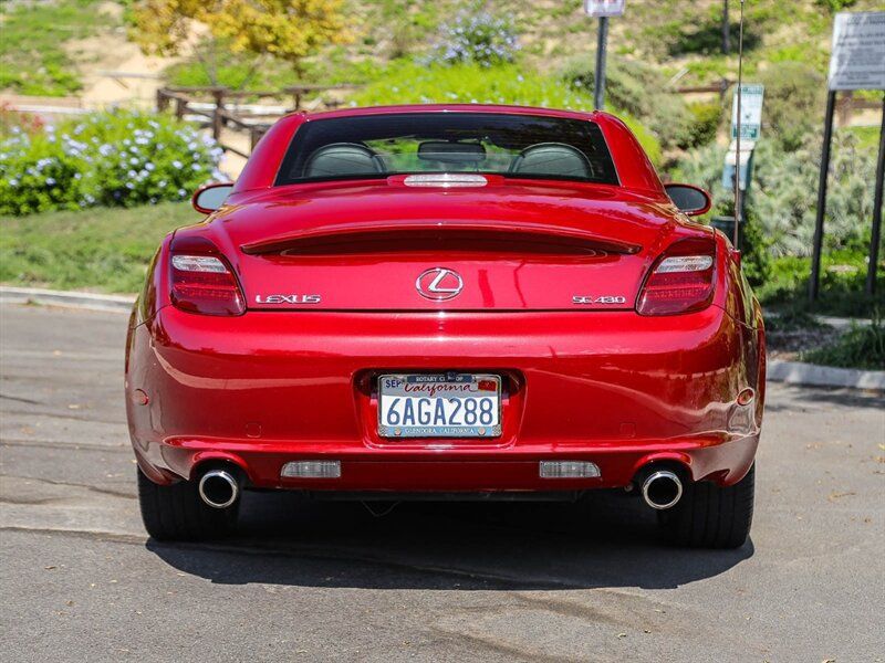 Used 2007 Lexus SC 430 Convertible RWD image 4