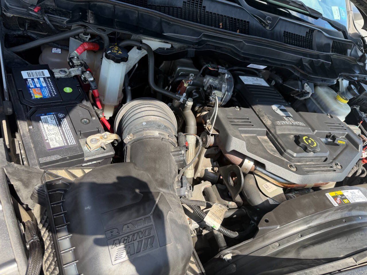 Used 2018 RAM 2500 Tradesman w/ Chrome Appearance Group AWD/4WD image 46