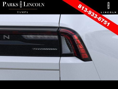New 2026 Lincoln Navigator L Black Label AWD/4WD image 21