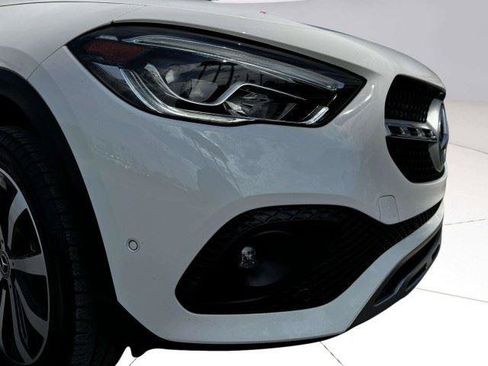 Used 2023 Mercedes-Benz GLA 250 w/ Premium Package image 11