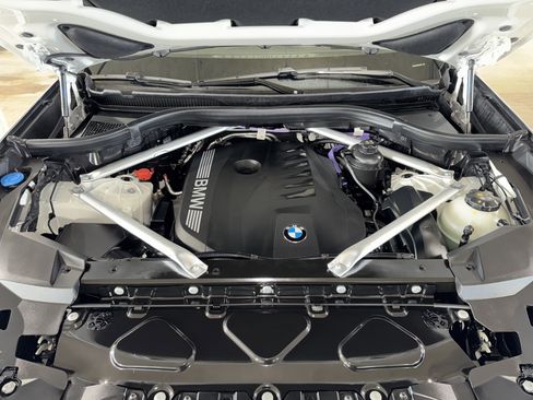 Certified 2025 BMW X5 sDrive40i w/ M Sport Package image 34