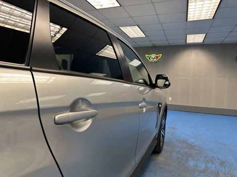 Used 2025 Mitsubishi Outlander Sport AWD image 6