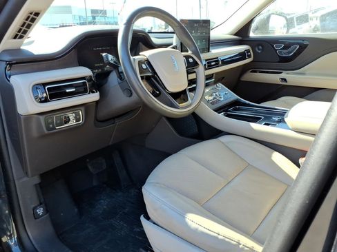 Used 2023 Lincoln Aviator Grand Touring w/ Elements Package Plus image 14