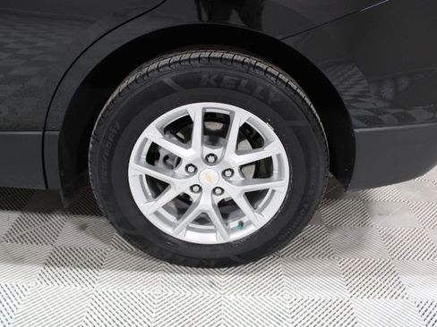 Used 2024 Chevrolet Equinox LT image 42