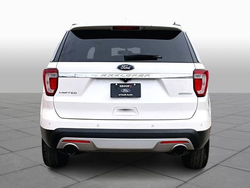 Used 2016 Ford Explorer Limited image 4