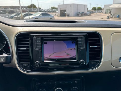 Used 2019 Volkswagen Beetle 2.0T Final Edition SEL FWD image 14