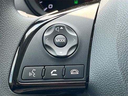 New 2025 Mitsubishi Eclipse Cross LE image 31