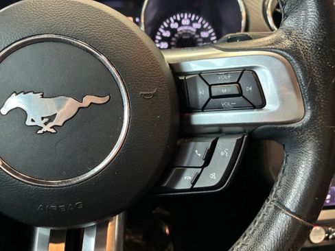 Used 2016 Ford Mustang V6 w/ Equipment Group 051A image 20