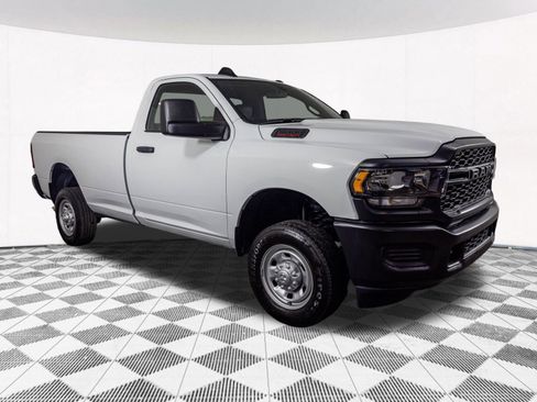 Used 2024 RAM 2500 Tradesman AWD/4WD image 9