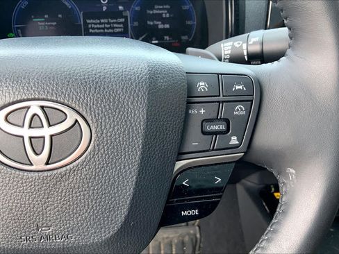 Used 2026 Toyota Camry XSE AWD/4WD image 25