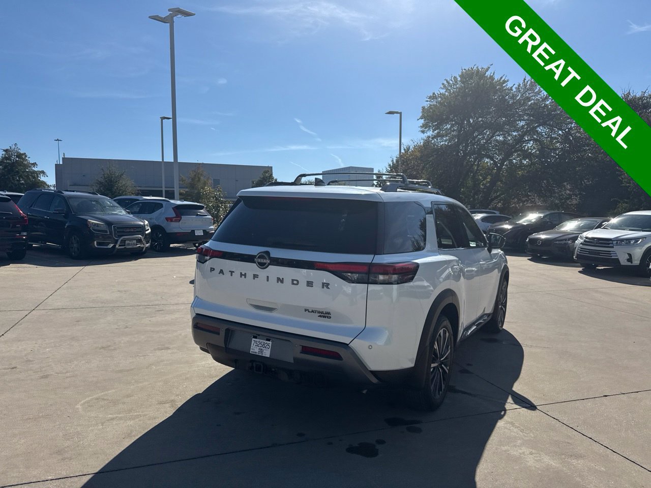 Used 2026 Nissan Pathfinder Platinum w/ Accent Package AWD/4WD image 15