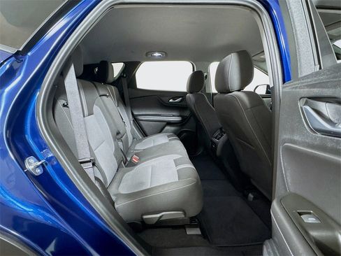 Used 2023 Chevrolet Blazer LT image 23