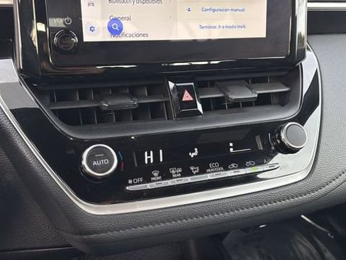 Used 2023 Toyota Corolla SE image 31