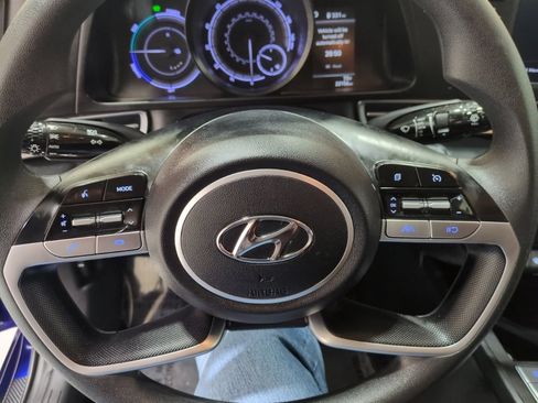 Certified 2023 Hyundai Elantra Blue FWD image 19