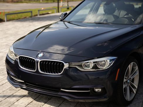 Used 2016 BMW 340i Sedan image 6