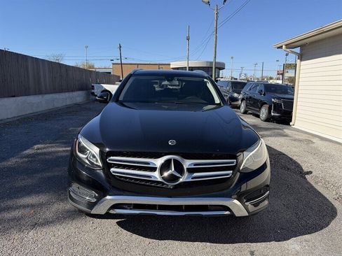 Used 2018 Mercedes-Benz GLC 350e 4MATIC image 4