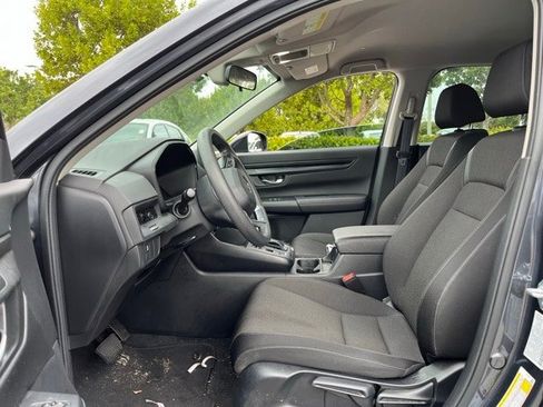Used 2023 Honda CR-V LX image 6