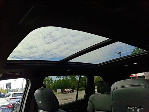 New 2026 Buick Enclave Sport Touring w/ Power Package image 10