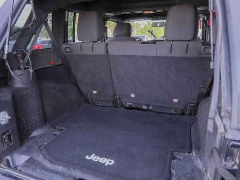 Used 2016 Jeep Wrangler Unlimited Sport w/ Quick Order Package 23S AWD/4WD image 33