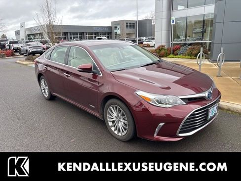 Used 2016 Toyota Avalon Limited image 1