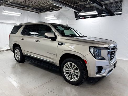 Used 2021 GMC Yukon SLT w/ SLT Luxury Plus Package AWD/4WD image 8