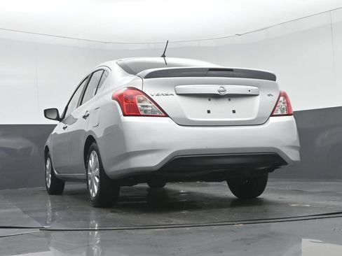 Used 2017 Nissan Versa SV FWD image 44