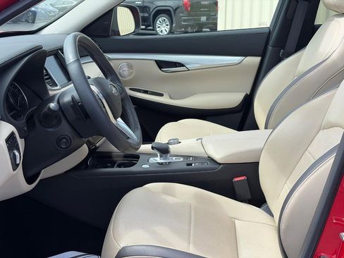 Used 2022 INFINITI QX50 Sensory w/ Cargo Package AWD/4WD image 19