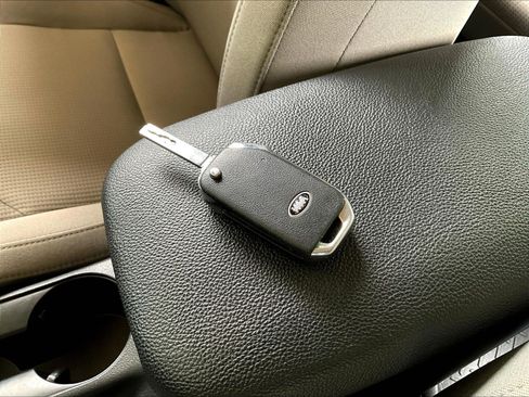 Used 2019 Kia Forte LXS FWD image 31