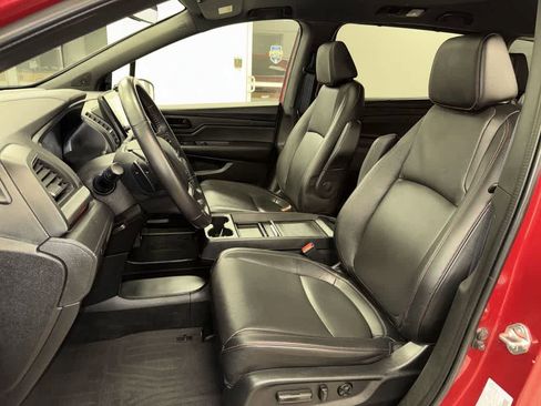 Used 2023 Honda Odyssey Sport image 15