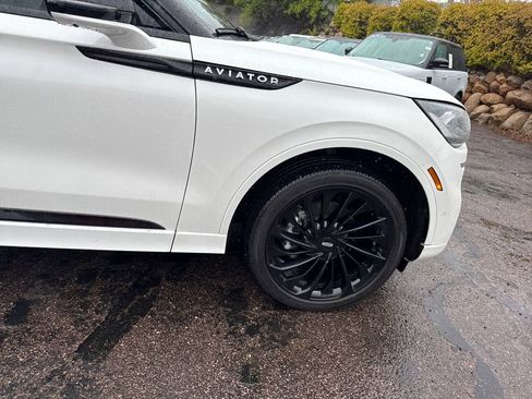 Certified 2024 Lincoln Aviator Reserve w/ Equipment Group 201A AWD/4WD image 36