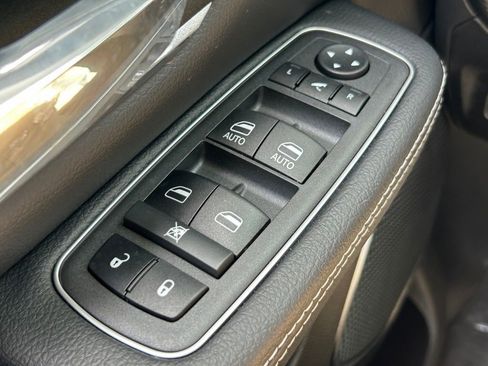 Used 2022 RAM 1500 Laramie image 33