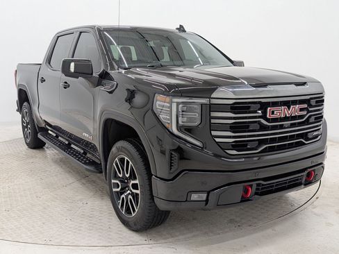 Used 2023 GMC Sierra 1500 AT4 w/ Technology Package image 7