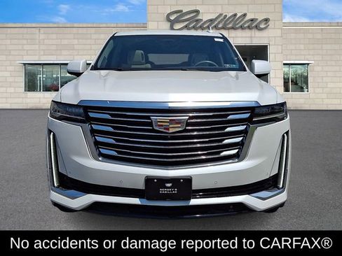 Used 2022 Cadillac Escalade Premium Luxury Platinum w/ Heavy-Duty Trailer Package AWD/4WD image 3
