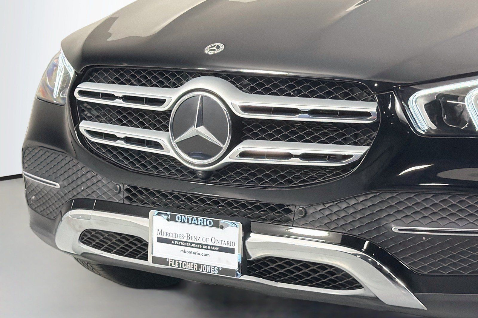 Used 2022 Mercedes-Benz GLE 350 4MATIC w/ Premium Package image 13