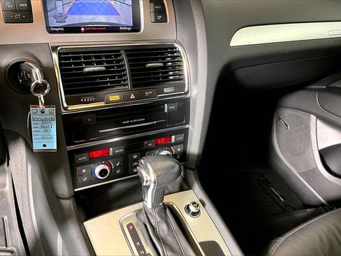 Used 2014 Audi Q7 3.0T S line Prestige w/ S Line Package image 26