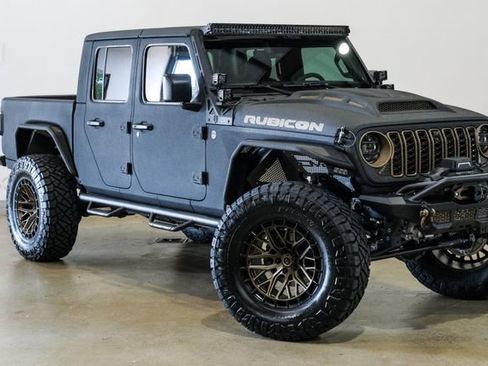 Used 2025 Jeep Gladiator Rubicon w/ Safety Group image 38