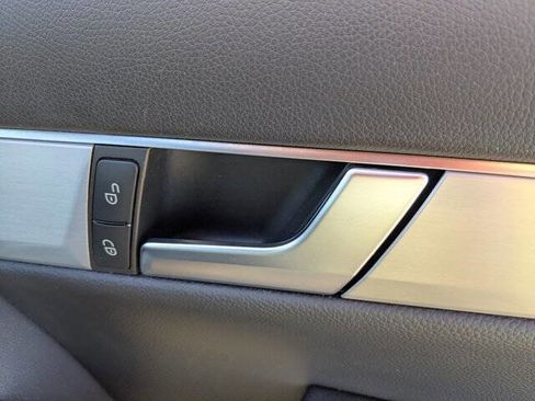 Used 2014 Mercedes-Benz C 250 Sedan image 35