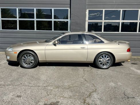 Used 1994 Lexus SC 400 Coupe RWD image 2