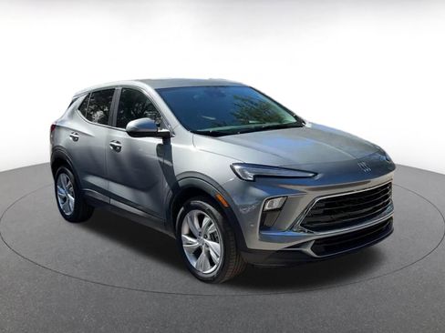 Used 2025 Buick Encore GX Preferred image 3