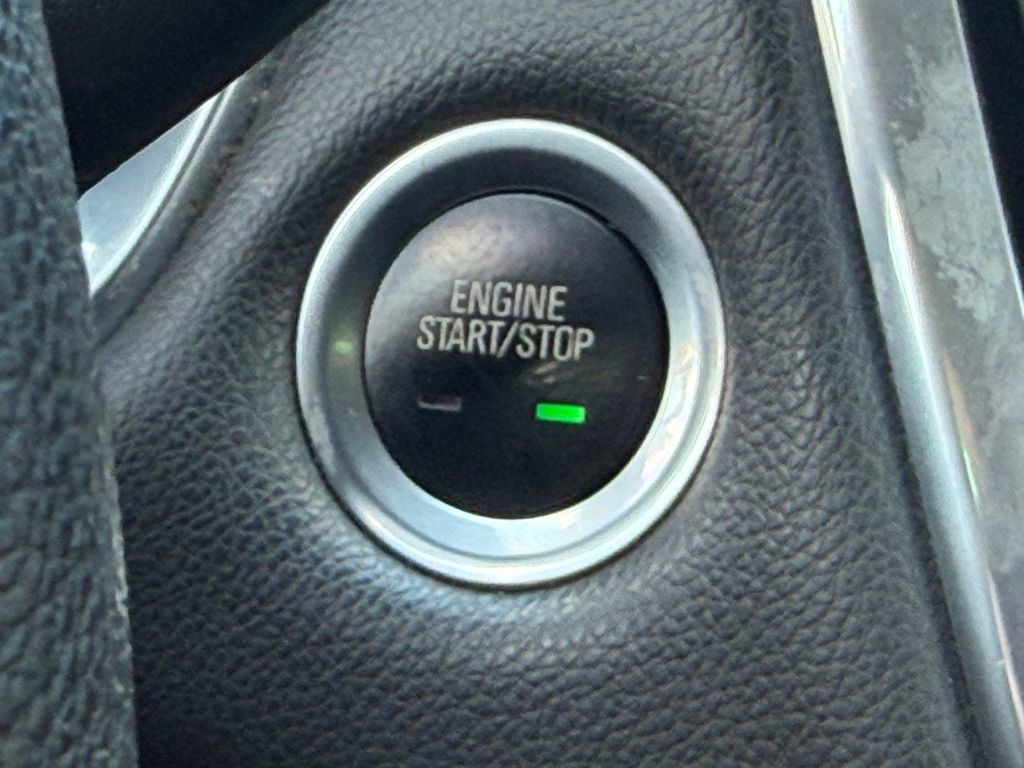 Used 2020 Chevrolet Traverse LS FWD image 25