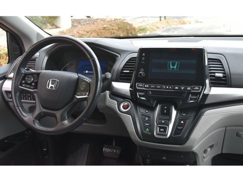 Used 2020 Honda Odyssey Touring image 19