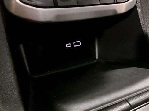 Used 2021 GMC Acadia SLE w/ Driver Convenience Package image 24