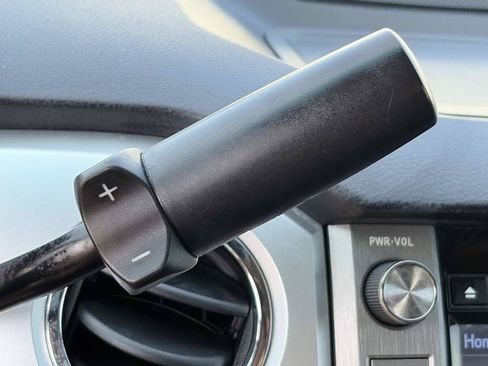 Used 2014 Toyota Tundra SR5 RWD image 32