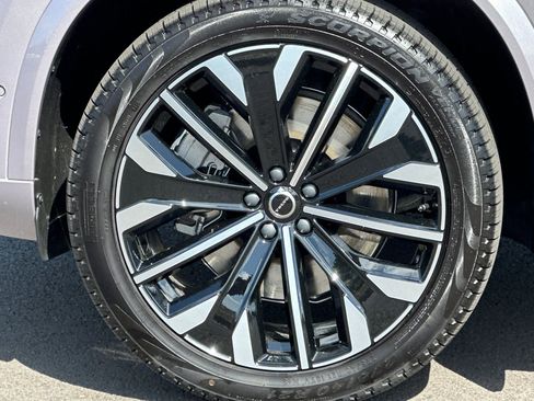 New 2026 Volvo XC90 T8 Ultra w/ Lounge Package AWD/4WD image 24